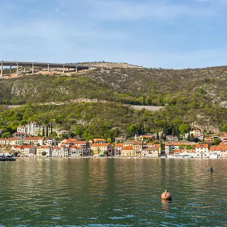 Close To Rijeka & Trsat Castle Apartmán Bakar
