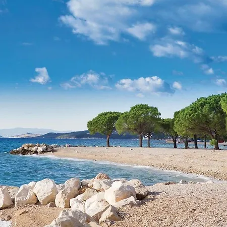 아파트 Studio Rooms Bakar 바카